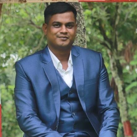 মি. নীল কমল চন্দ্র দাস, ব্যবস্থাপনা পরিচালক, গাজীপুর ল্যাবএইড ডায়াগনস্টিক সেন্টার